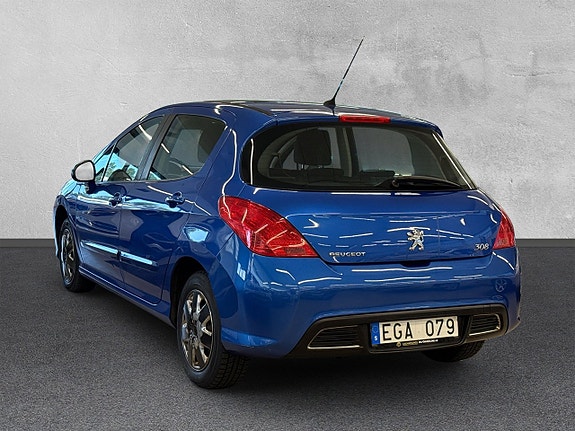 Peugeot 308 3 of 5