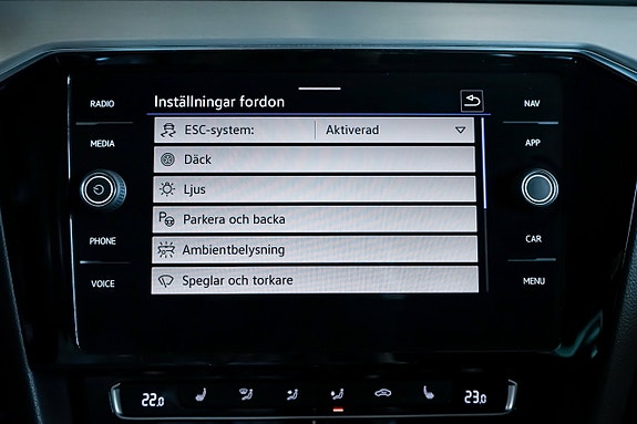 Volkswagen Passat Alltrack 20 of 30