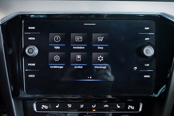 Volkswagen Passat Alltrack 22 of 30