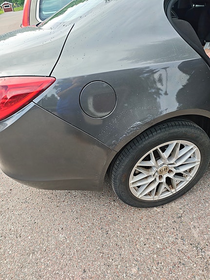 Opel Insignia 7 of 9