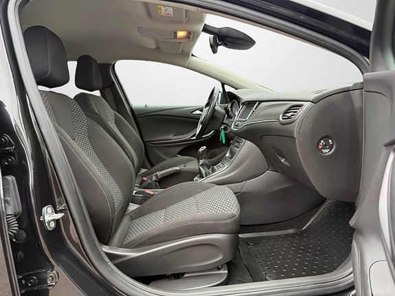 Opel Astra 16 of 19