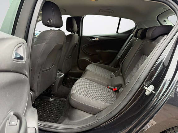 Opel Astra 15 of 19