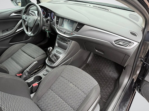 Opel Astra 17 of 19