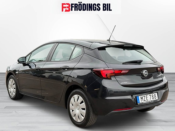 Opel Astra 3 of 5