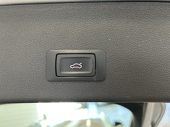 Audi A4 allroad 9 of 16