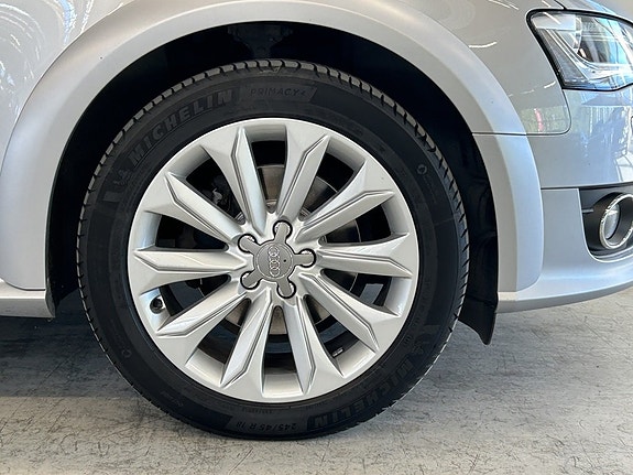 Audi A4 allroad 5 of 16