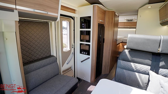 Adria Coral 670 SL | Långbäddar | AC x2 6 of 21
