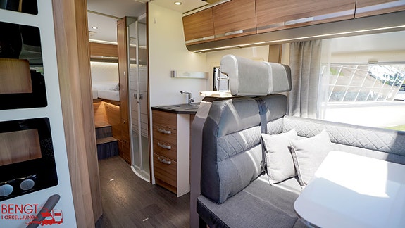 Adria Coral 670 SL | Långbäddar | AC x2 10 of 21