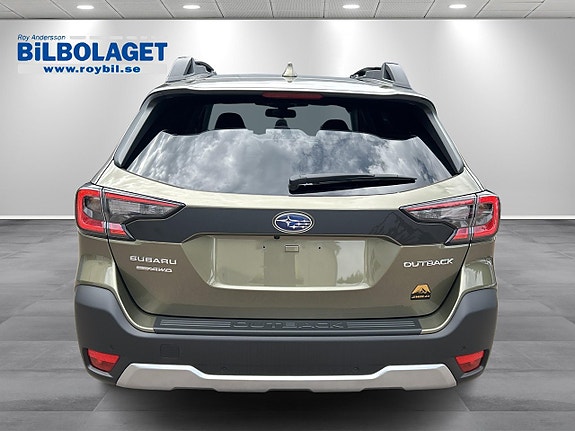 Subaru Outback 4 of 5