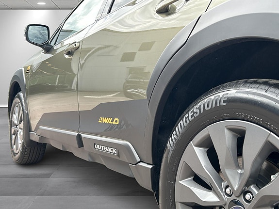 Subaru Outback 7 of 13