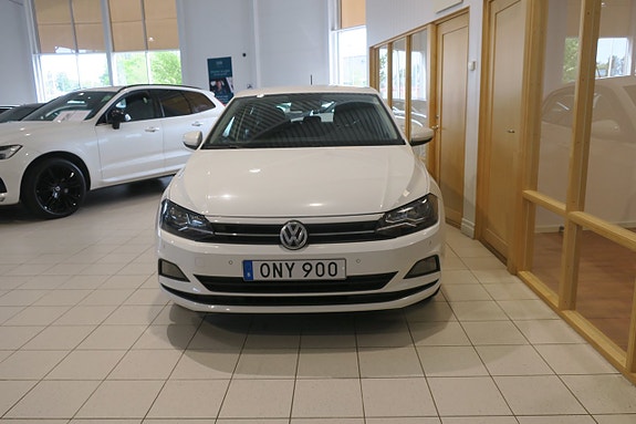 Volkswagen Polo 3 of 5