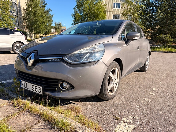 Renault Clio 2 of 5