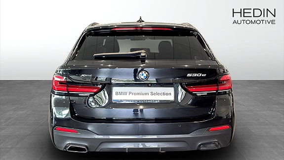 BMW 530e 7 of 9
