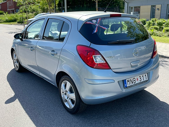 Opel Corsa 4 of 5