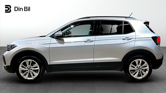 Volkswagen T-Cross 2 of 5