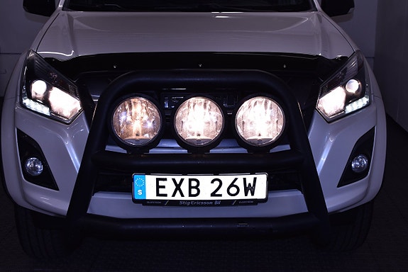 Isuzu D-max 4 of 18