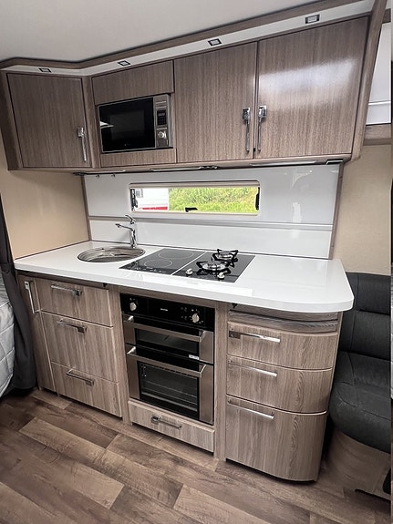Kabe Imperial 560 XL KS 4 of 8