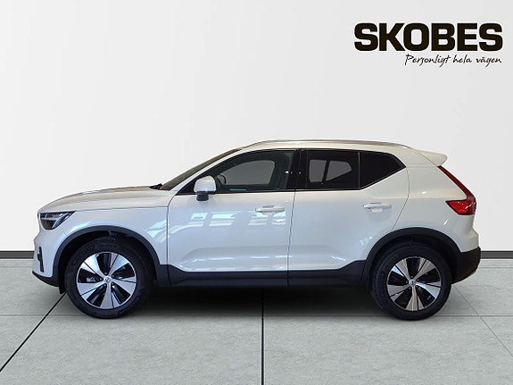 Volvo XC40 5 of 5