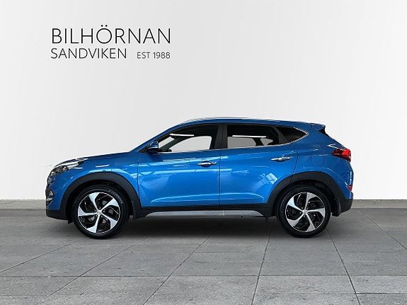 Hyundai Tucson 3 of 5