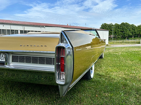 Cadillac Eldorado 6 of 11