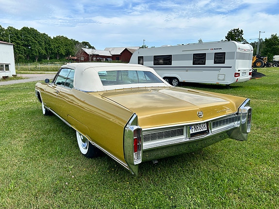 Cadillac Eldorado 3 of 11