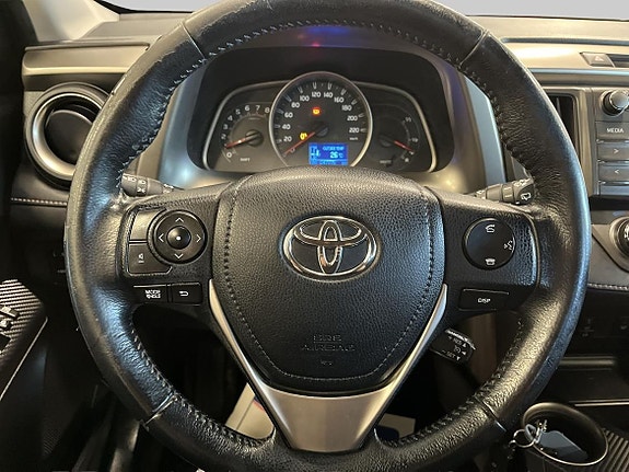 Toyota RAV4 19 of 19