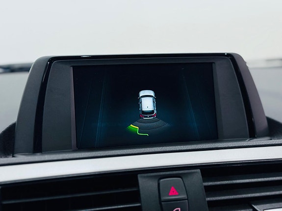 BMW 118i 17 of 22