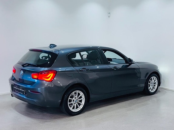 BMW 118i 22 of 22