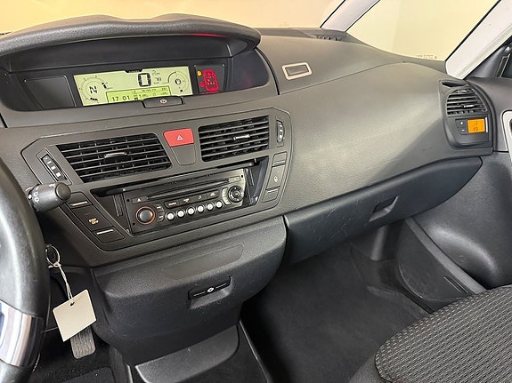 Citroen Grand C4 Picasso 15 of 19