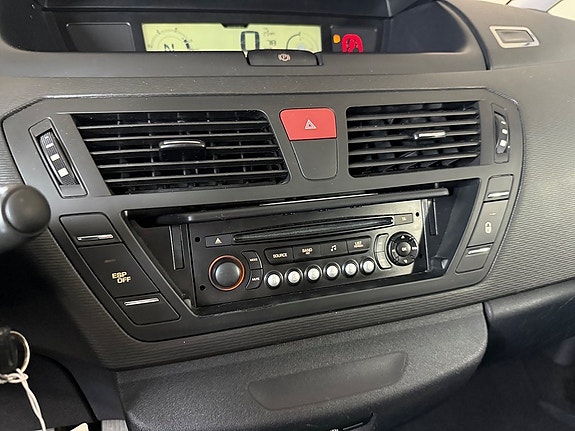 Citroen Grand C4 Picasso 17 of 19