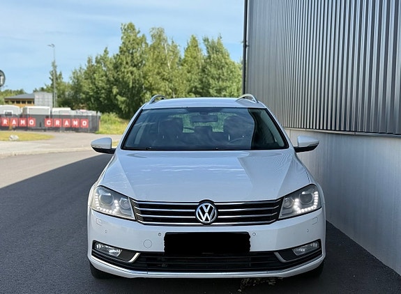 Volkswagen Passat 3 of 5