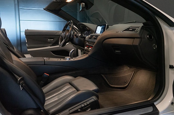 BMW 640i 16 of 21