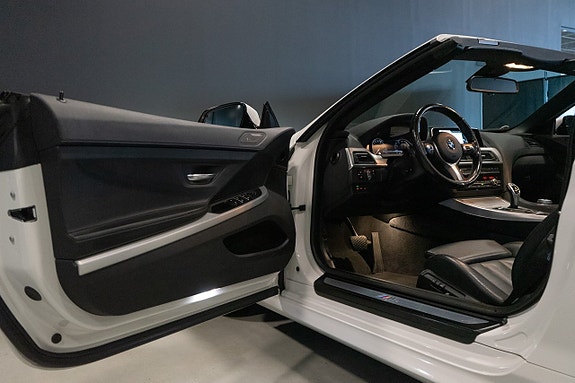 BMW 640i 12 of 21