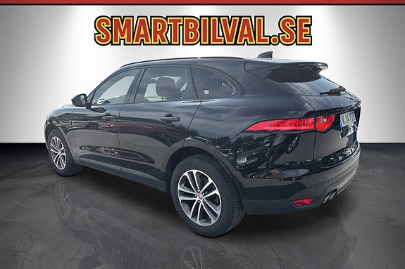 Jaguar F-PACE 6 of 24