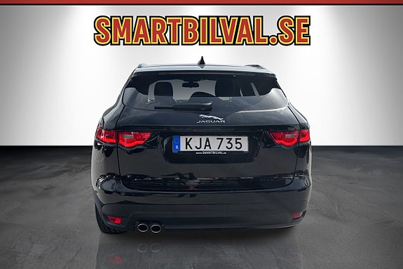 Jaguar F-PACE 5 of 24