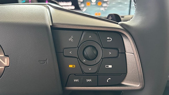 Nissan Leaf 12 of 21