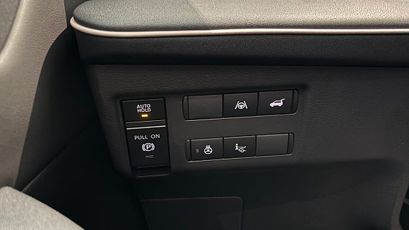 Nissan Leaf 14 of 21