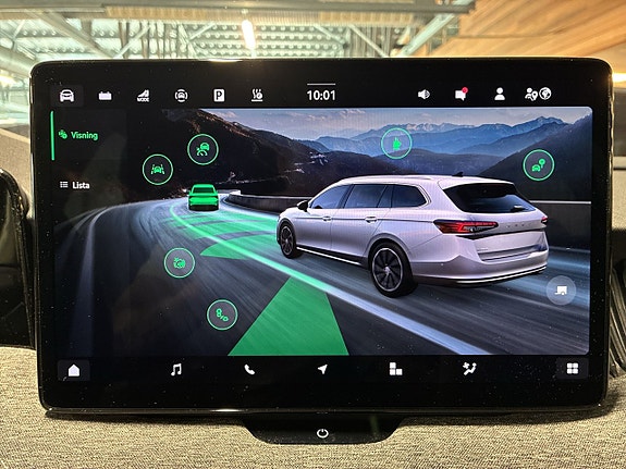 Skoda Superb 24 of 30