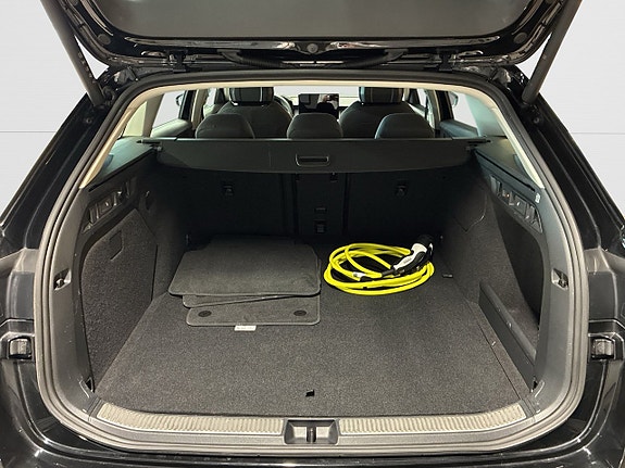 Skoda Superb 12 of 30