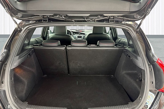 Kia Ceed 18 of 21