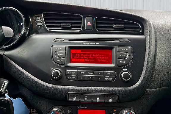 Kia Ceed 12 of 21