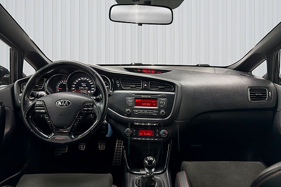 Kia Ceed 10 of 21