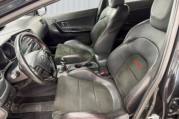 Kia Ceed 15 of 21