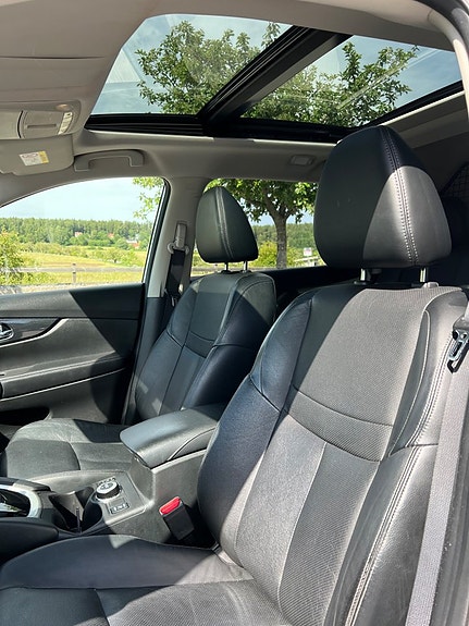 Nissan X-Trail 8 of 14
