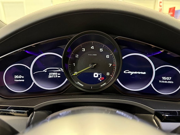 Porsche Cayenne 18 of 20