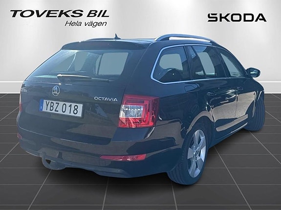 Skoda Octavia 4 of 5