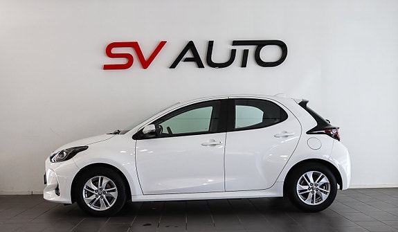 Toyota Yaris 3 of 5