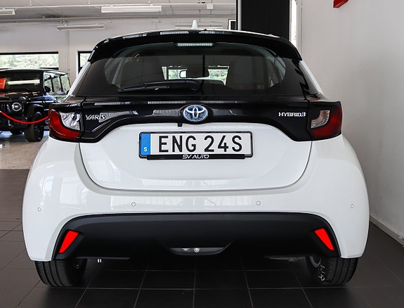 Toyota Yaris 5 of 5