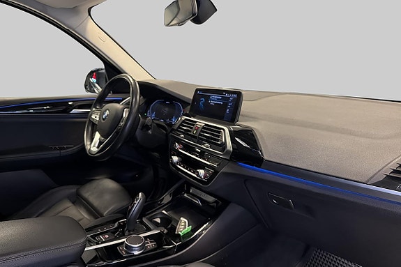 BMW X3 4 of 5