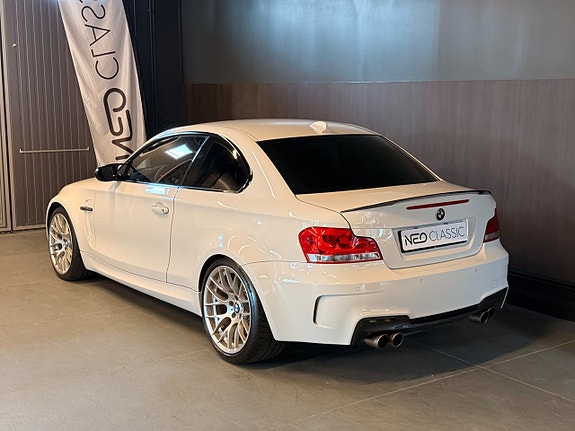 BMW 1M 8 of 29